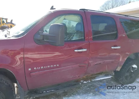 2007 Chevrolet Suburban 1500 Ltz из США, поврежденный, VIN 1GNFK16337J234446